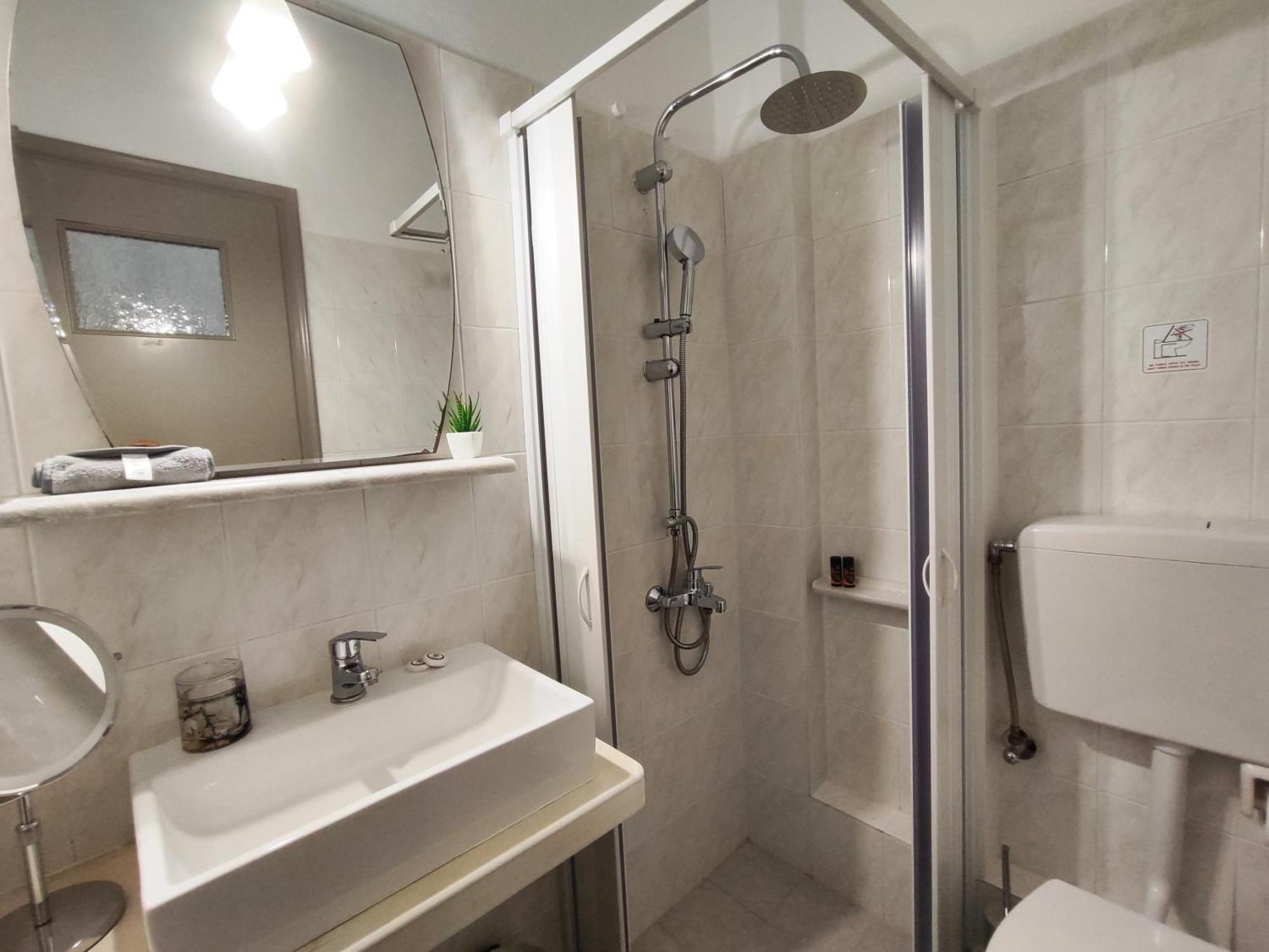 Aparthotel Nemesis à Fira  Extérieur photo