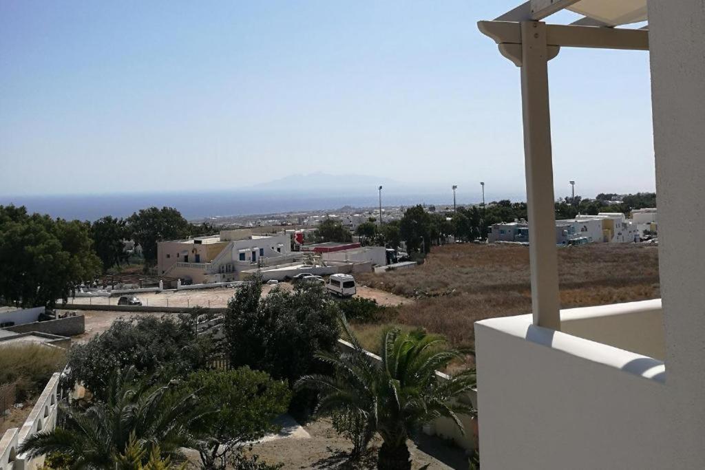 Aparthotel Nemesis à Fira  Extérieur photo