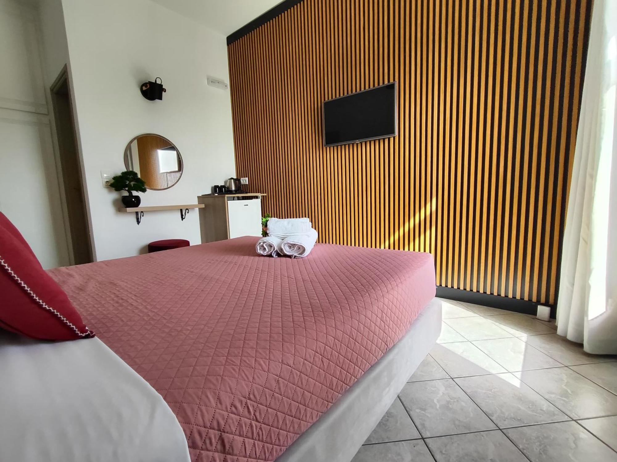 Aparthotel Nemesis à Fira  Extérieur photo