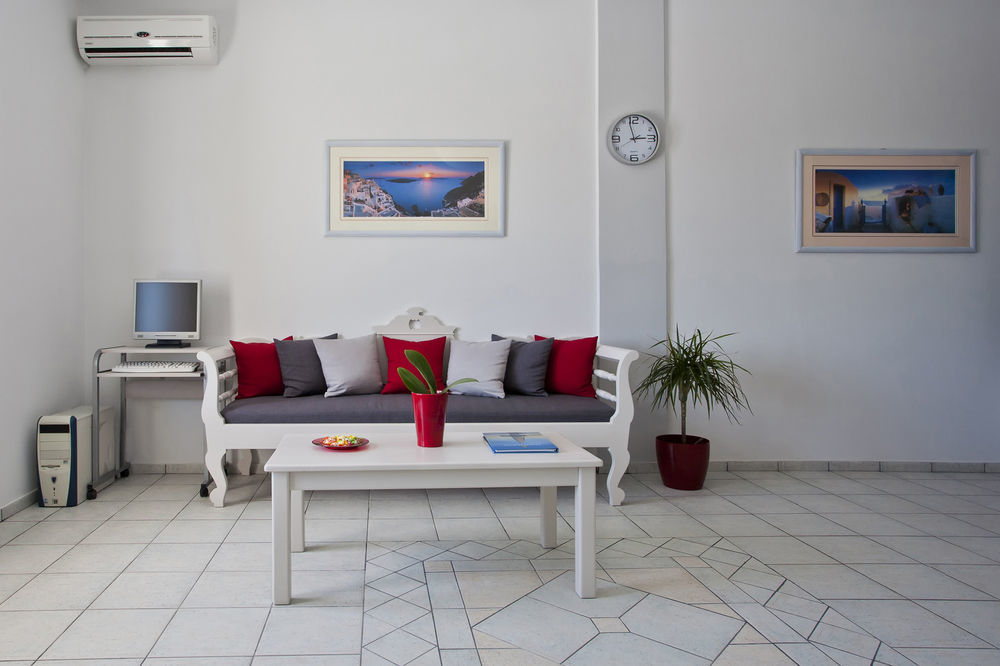 Aparthotel Nemesis à Fira  Extérieur photo